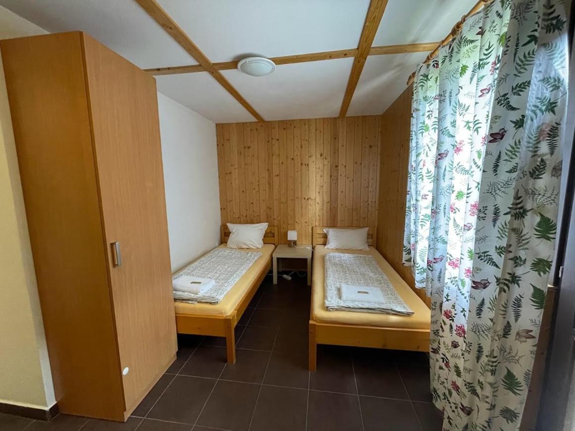 Hotel Rohanov Lhota nad Rohanovem Dış mekan fotoğraf