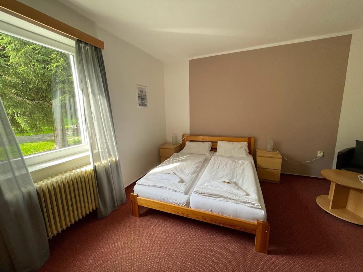 Hotel Rohanov Lhota nad Rohanovem Dış mekan fotoğraf