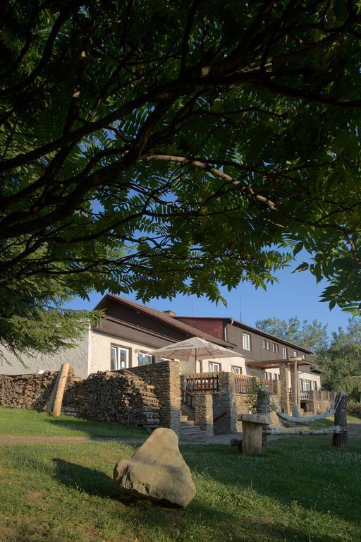 Hotel Rohanov Lhota nad Rohanovem Dış mekan fotoğraf