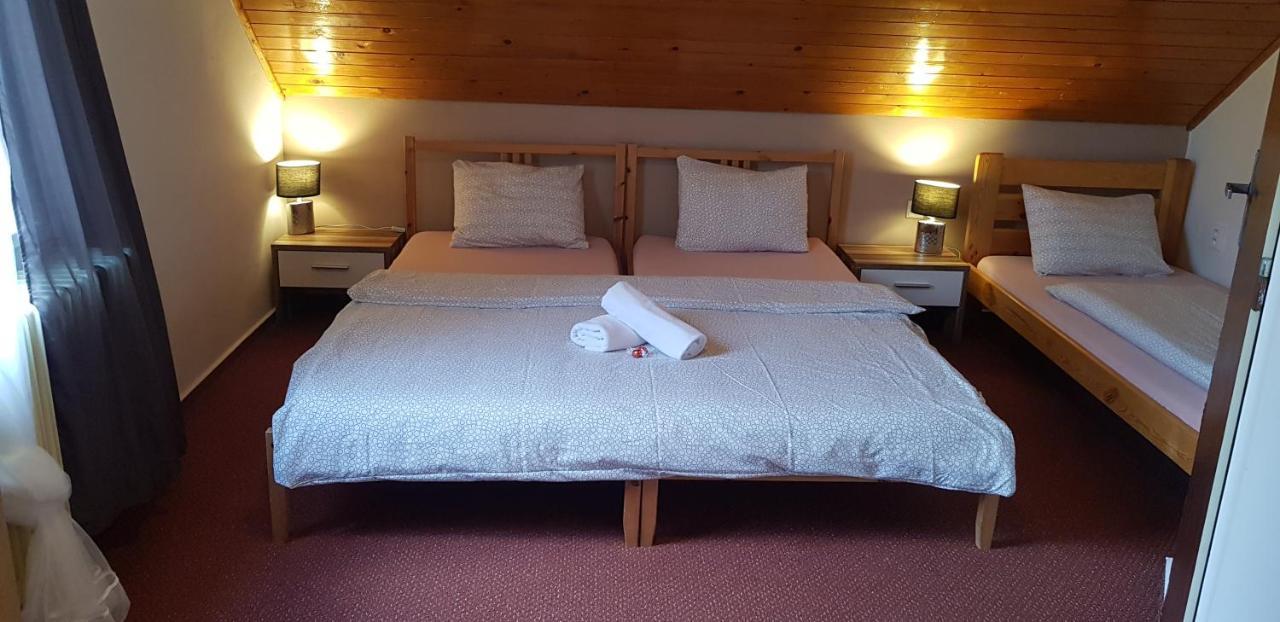 Hotel Rohanov Lhota nad Rohanovem Dış mekan fotoğraf